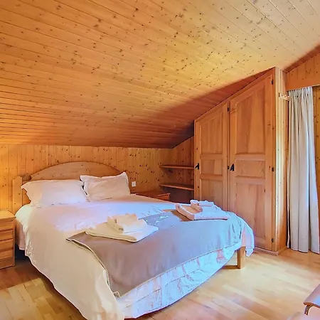 4br Attic Near Medran Ski Lifts *